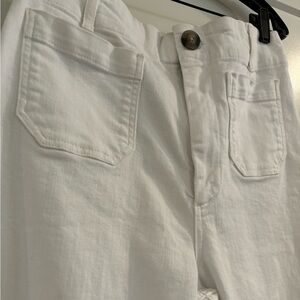 Pilcro, The Skipper, white jean.